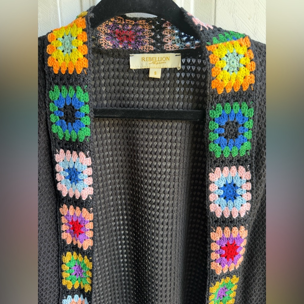 Rebellion Black Crochet-Trim Open Cardigan with Multicolor Granny Squares - Picture 4 of 6